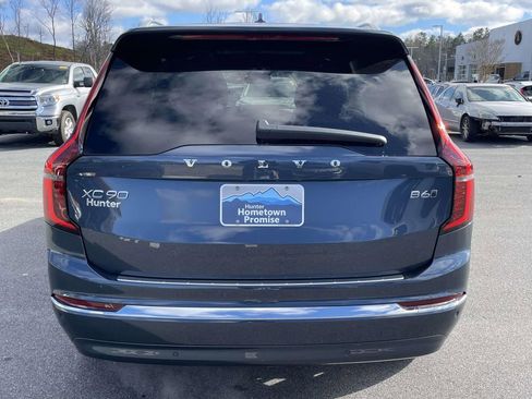 New 2026 Volvo XC90 B6 Plus w/ Protection Package Premier image 27
