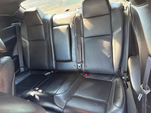 Used 2015 Dodge Challenger SXT Plus w/ Driver Convenience Group image 12