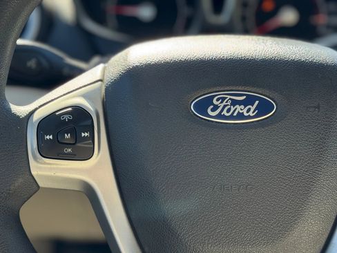 Used 2012 Ford Fiesta SE image 21