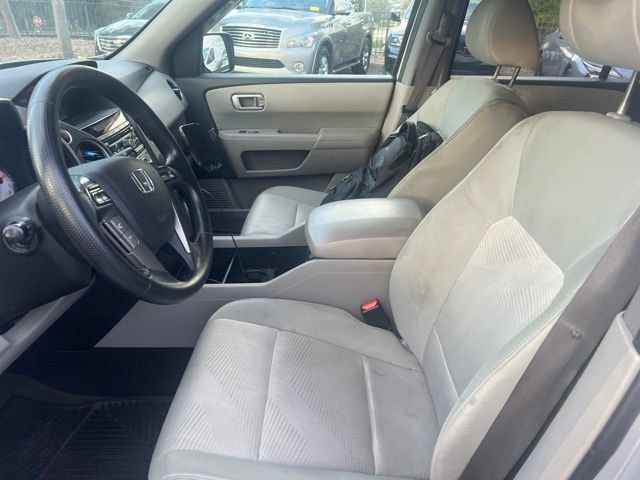 Used 2015 Honda Pilot LX image 10
