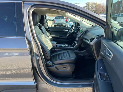 Used 2023 Ford Edge SEL image 22