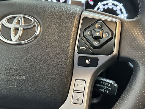 Used 2022 Toyota 4Runner SR5 Premium w/ TRD Black Wheel Package (TMS) AWD/4WD image 30