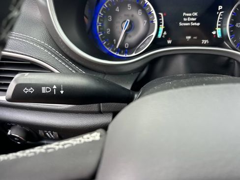 New 2026 Chrysler Pacifica Select w/ S Appearance Package AWD/4WD image 15