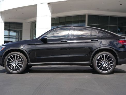 Used 2021 Mercedes-Benz GLC 300 4MATIC Coupe image 2