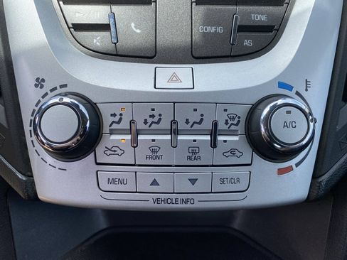 Used 2017 Chevrolet Equinox LS AWD/4WD image 28