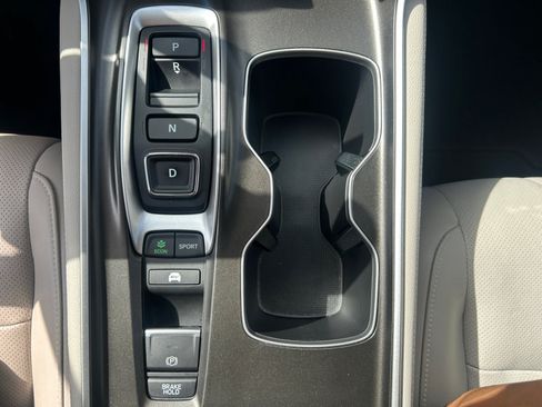 Used 2022 Honda Accord Touring image 23