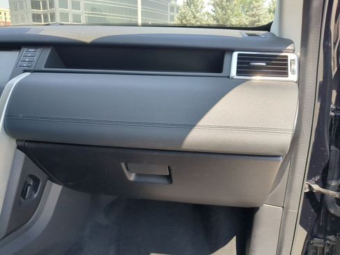 Used 2019 Land Rover Discovery Sport SE AWD/4WD image 28