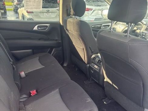 Used 2020 Nissan Pathfinder SV AWD/4WD image 9