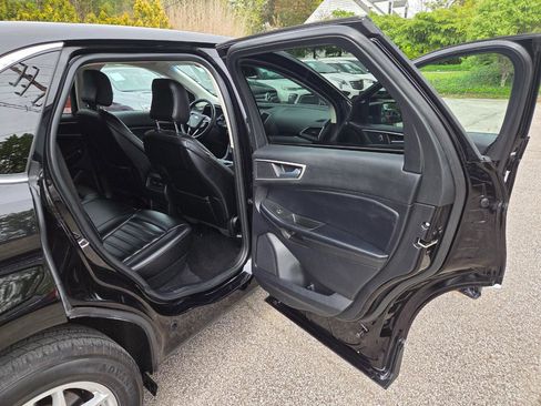 Used 2022 Ford Edge SEL AWD/4WD image 12