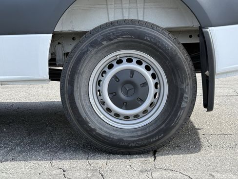 New 2025 Mercedes-Benz Sprinter 2500 image 13