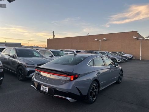 New 2026 Hyundai Sonata SEL image 4