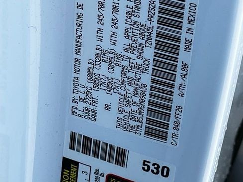 Used 2025 Toyota Tacoma SR5 image 33