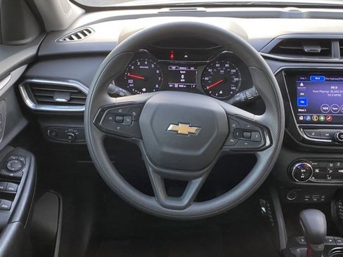 Used 2023 Chevrolet TrailBlazer LT w/ Convenience Package image 27