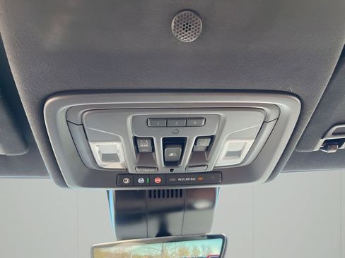 Certified 2025 GMC Sierra 2500 Denali Ultimate image 43