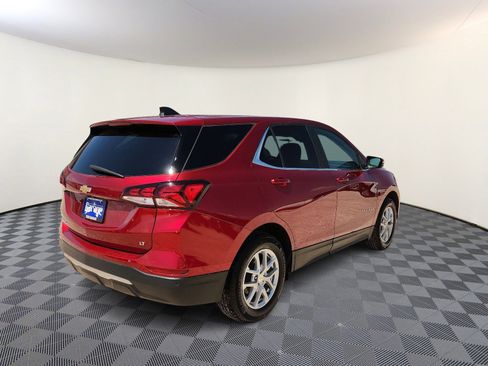 Used 2024 Chevrolet Equinox LT FWD image 4