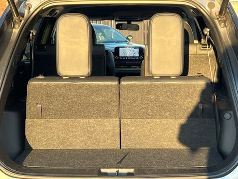 Used 2023 Mitsubishi Outlander SE image 29