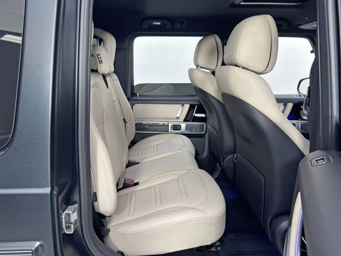 Used 2021 Mercedes-Benz G 550 image 50