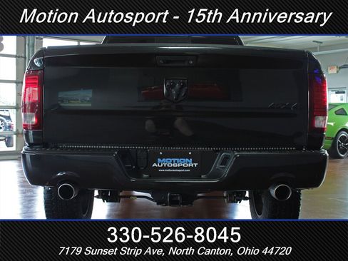 Used 2016 RAM 1500 Sport w/ Black Ram 1500 Sport Group AWD/4WD image 9