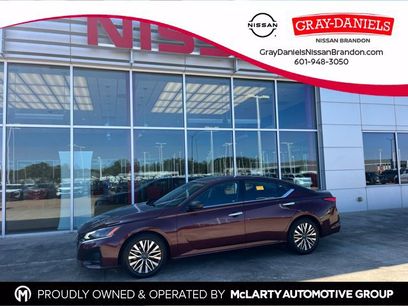 Used 2024 Nissan Altima 2.5 SV