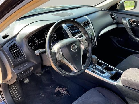 Used 2013 Nissan Altima 2.5 SV FWD image 18