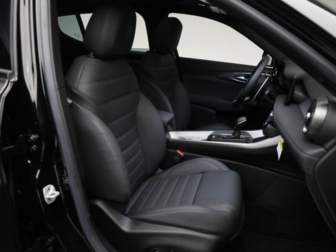 Used 2024 Alfa Romeo Tonale Veloce AWD/4WD image 19
