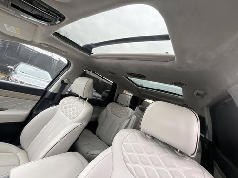 Used 2022 Hyundai Palisade Calligraphy image 10
