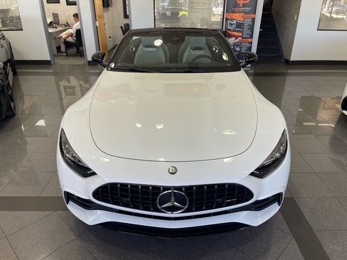 Used 2023 Mercedes-Benz SL 43 AMG image 17