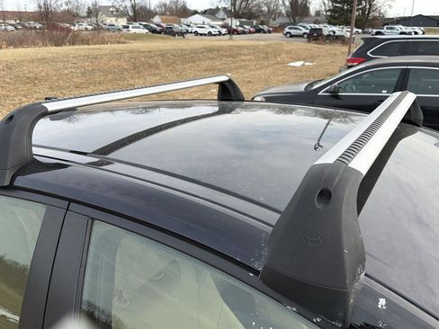 Used 2019 Toyota Prius XLE image 12