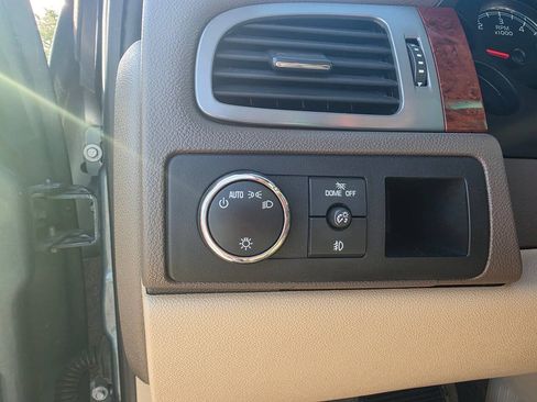 Used 2012 Chevrolet Avalanche LT w/ Texas Edition RWD image 45