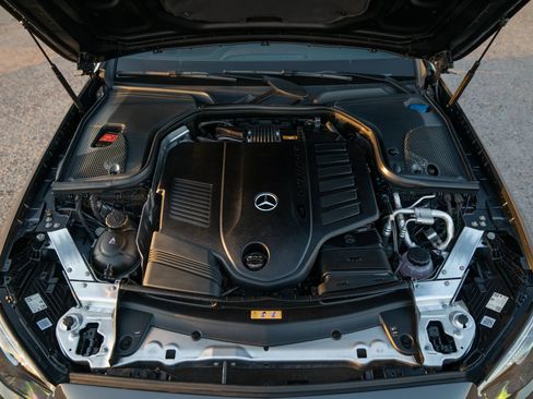 Used 2022 Mercedes-Benz E 450 Coupe image 15