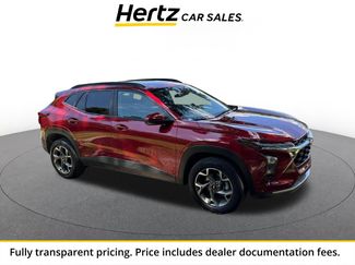 Used 2025 Chevrolet Trax LT FWD video 1