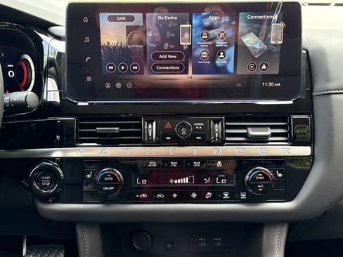 New 2026 Nissan Pathfinder SL FWD image 4