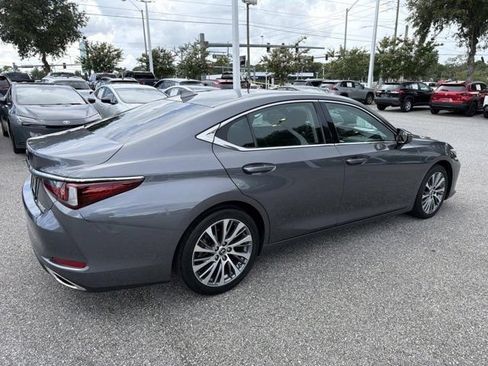 Used 2019 Lexus ES 350 w/ Premium Package FWD image 2