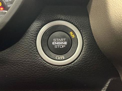 Used 2019 RAM 1500 Laramie w/ Sport Appearance Package AWD/4WD image 22