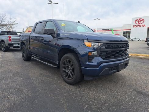 Used 2022 Chevrolet Silverado 1500 Custom w/ LPO, Dark Essentials Package image 5