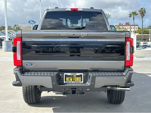 New 2025 Ford F250 Platinum image 5