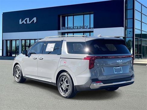 New 2026 Kia Carnival SX image 4