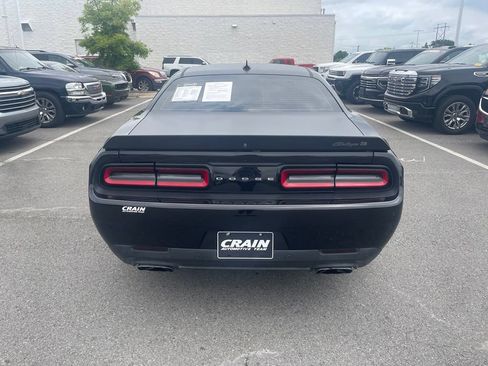 Used 2022 Dodge Challenger R/T Scat Pack RWD image 6