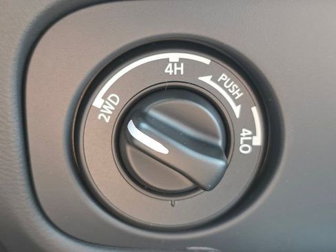 New 2026 Nissan Frontier SV w/ All-Weather Content Package AWD/4WD image 30