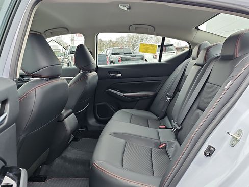 Certified 2025 Nissan Altima 2.5 SR AWD/4WD image 11