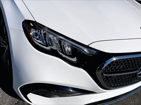 Used 2025 Mercedes-Benz E 350 Sedan image 27