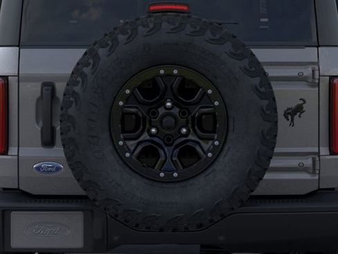 New 2026 Ford Bronco Badlands w/ Sasquatch Package image 24