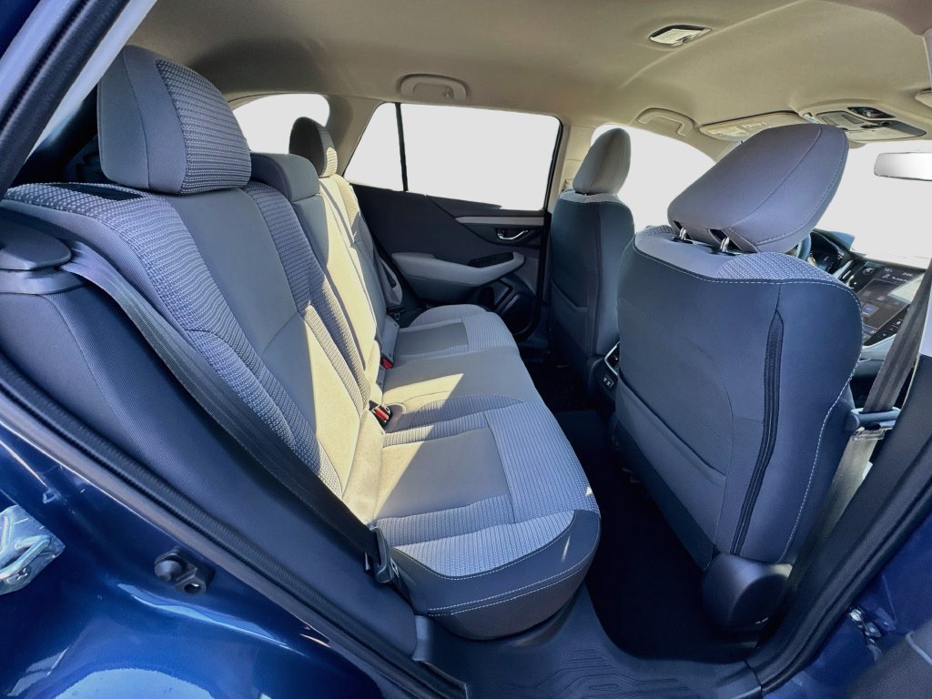 Used 2022 Subaru Outback Premium AWD/4WD image 29