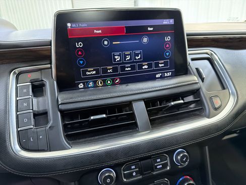 Used 2021 Chevrolet Tahoe Premier w/ Premium Package image 20