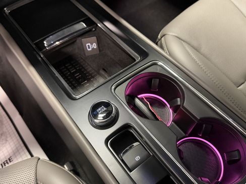 Used 2025 Lincoln Corsair Grand Touring w/ Equipment Group 301A image 15