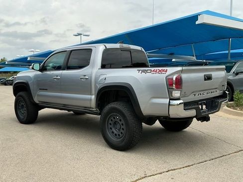 Used 2023 Toyota Tacoma TRD Off-Road AWD/4WD image 4