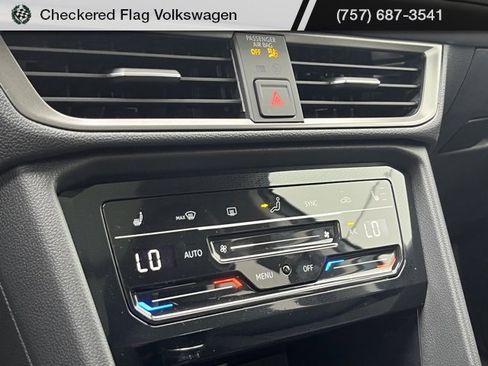 New 2025 Volkswagen Taos SE image 39
