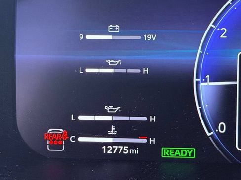 Used 2025 Toyota 4Runner TRD Off-Road Premium AWD/4WD image 25