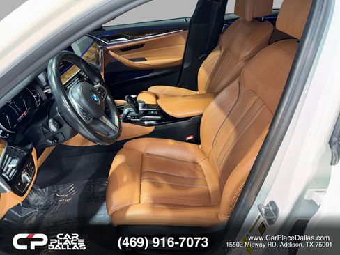 Used 2019 BMW 540i w/ M Sport Package RWD image 12