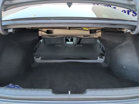 Used 2024 Hyundai Elantra SE FWD image 5